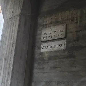 Panzió Regola, Róma