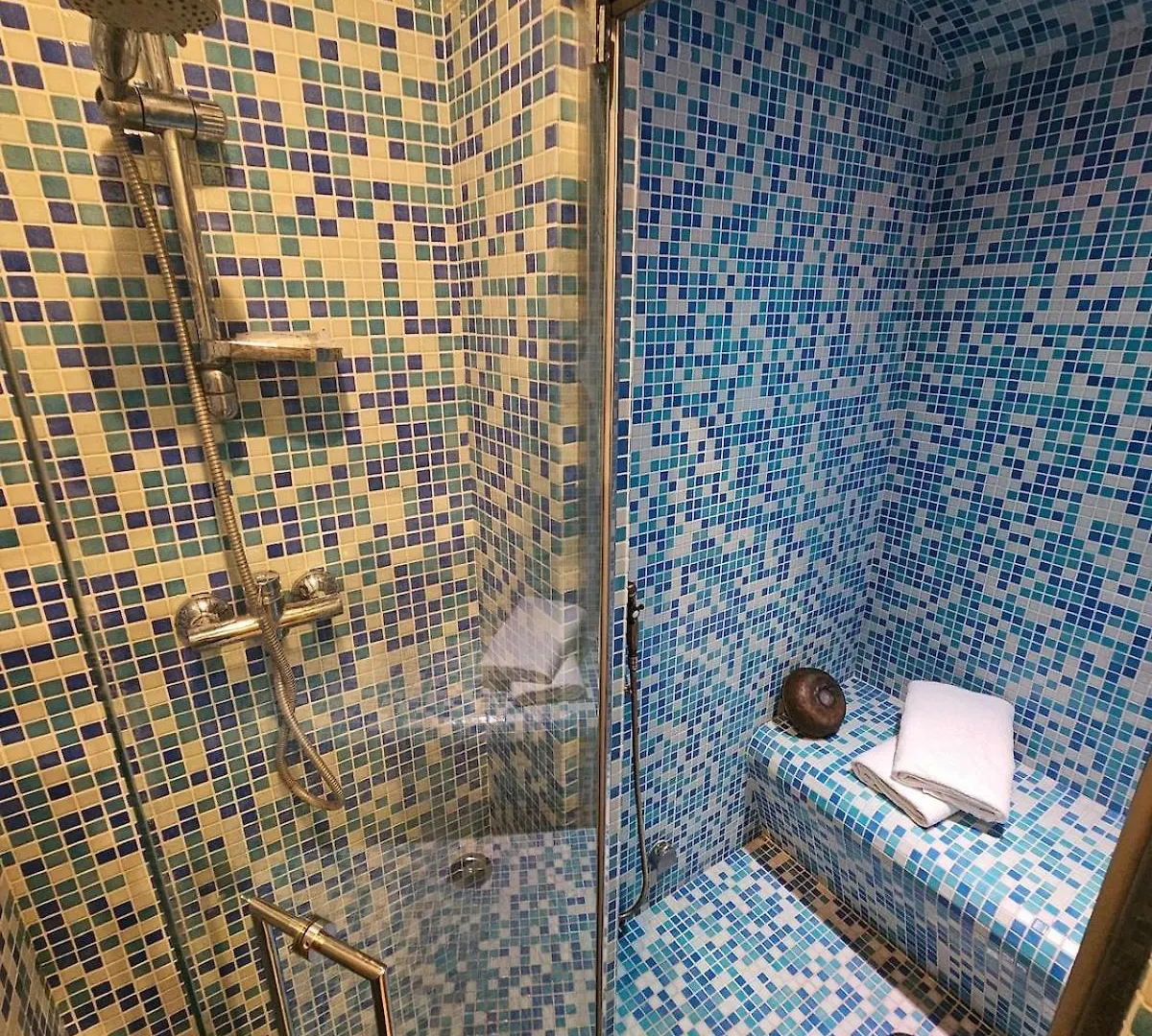 Private Spa Apartment In Rome